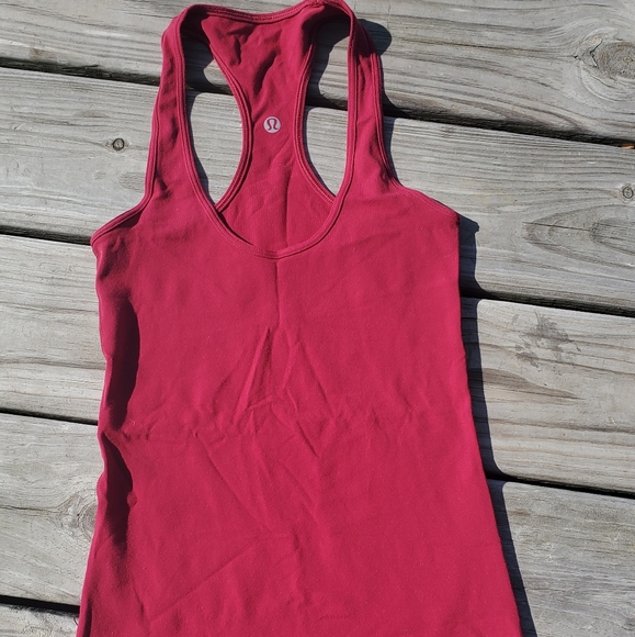 Lululemon tank top - Picture 2 of 2
